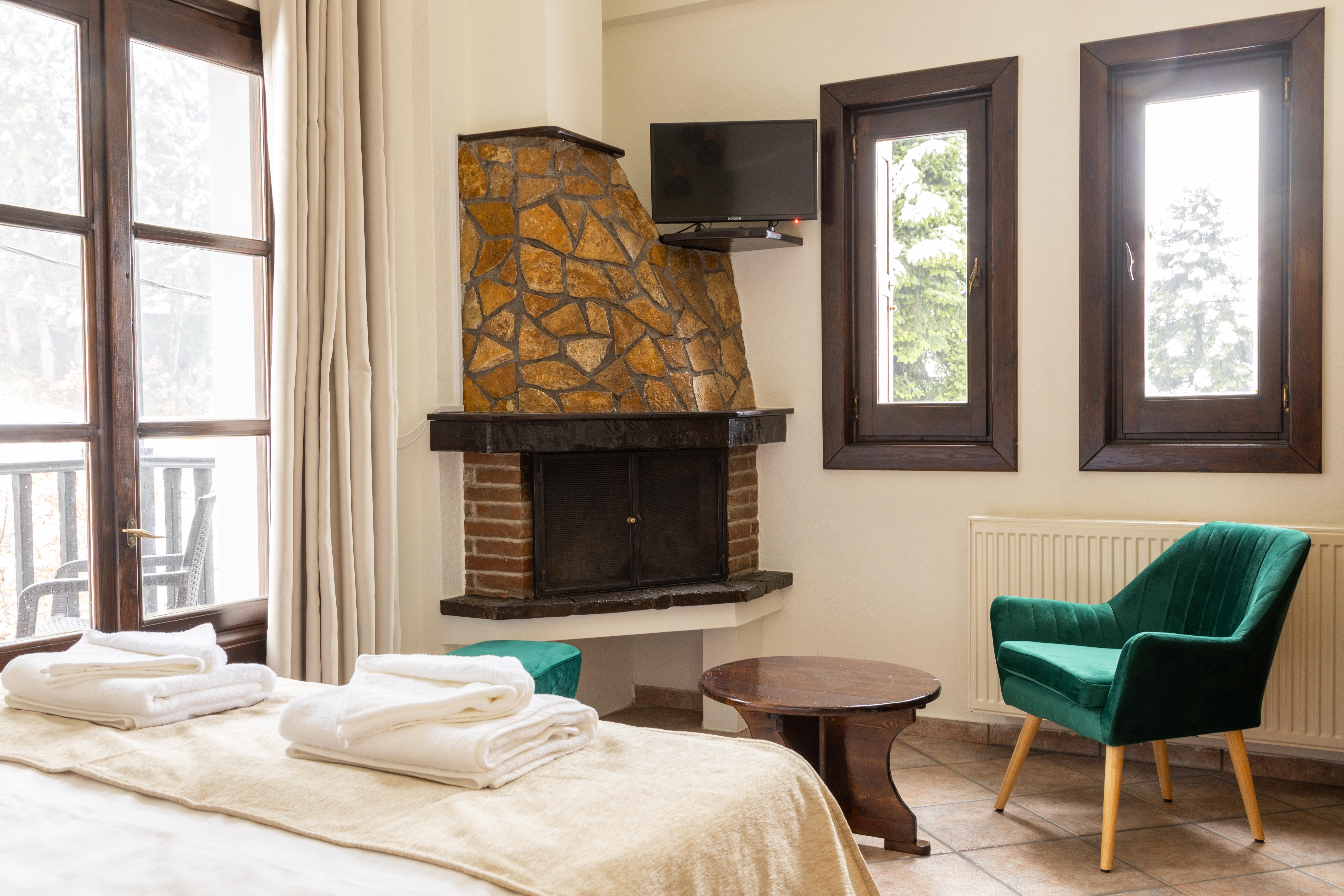 Hotel Katafigio Eláti 외부 사진