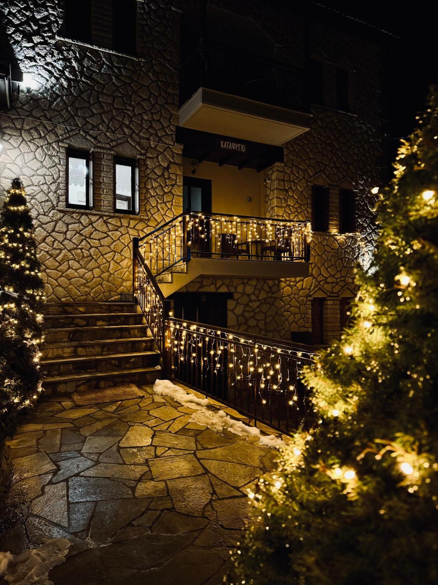 Hotel Katafigio Eláti 외부 사진